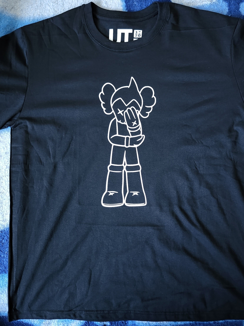 Uniqlo Astro Boy KAWS